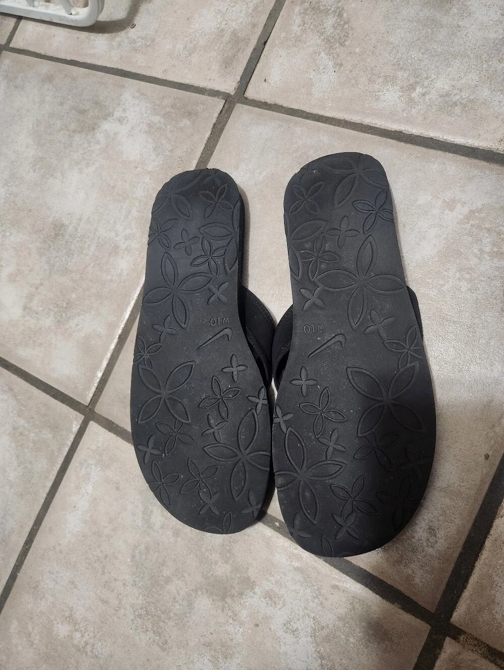 Nike Black Flip Flop Sandals